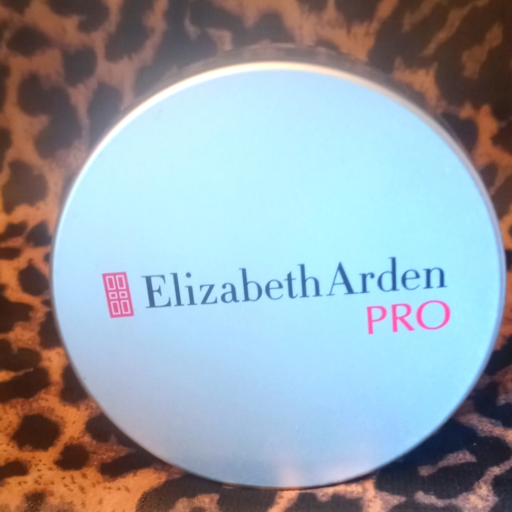 Elizabeth Arden PRO perfecting minerals powder